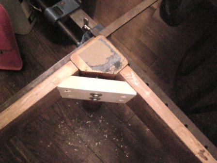 ローテーブル（コーヒーテーブル）の脚の接合部割れ（欠損）修理4